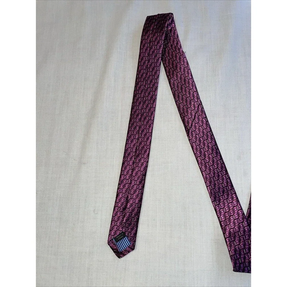 Haspel Men’s Dress Tie Size 56” Purple Geometric Business Formal Wedding City
